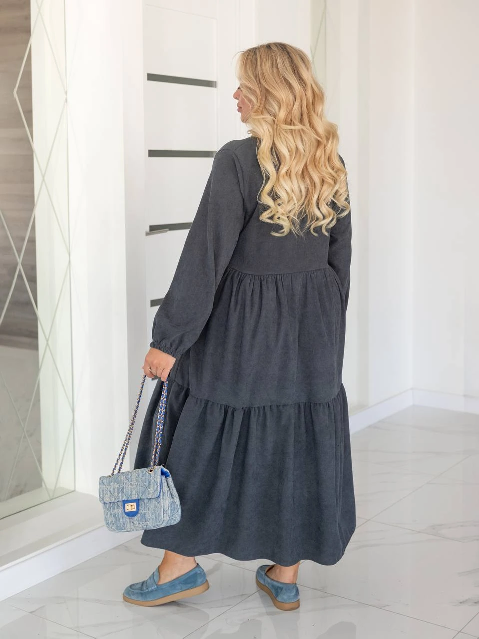 Стильное платье