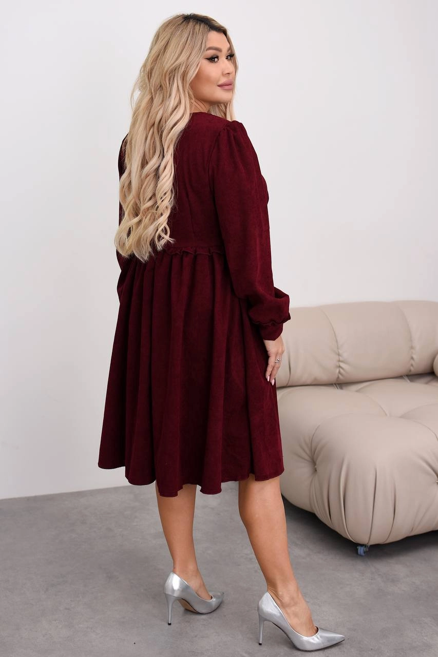 Стильное платье